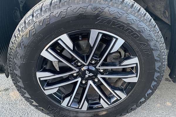 2021 Mitsubishi Pajero Sport GLS QF