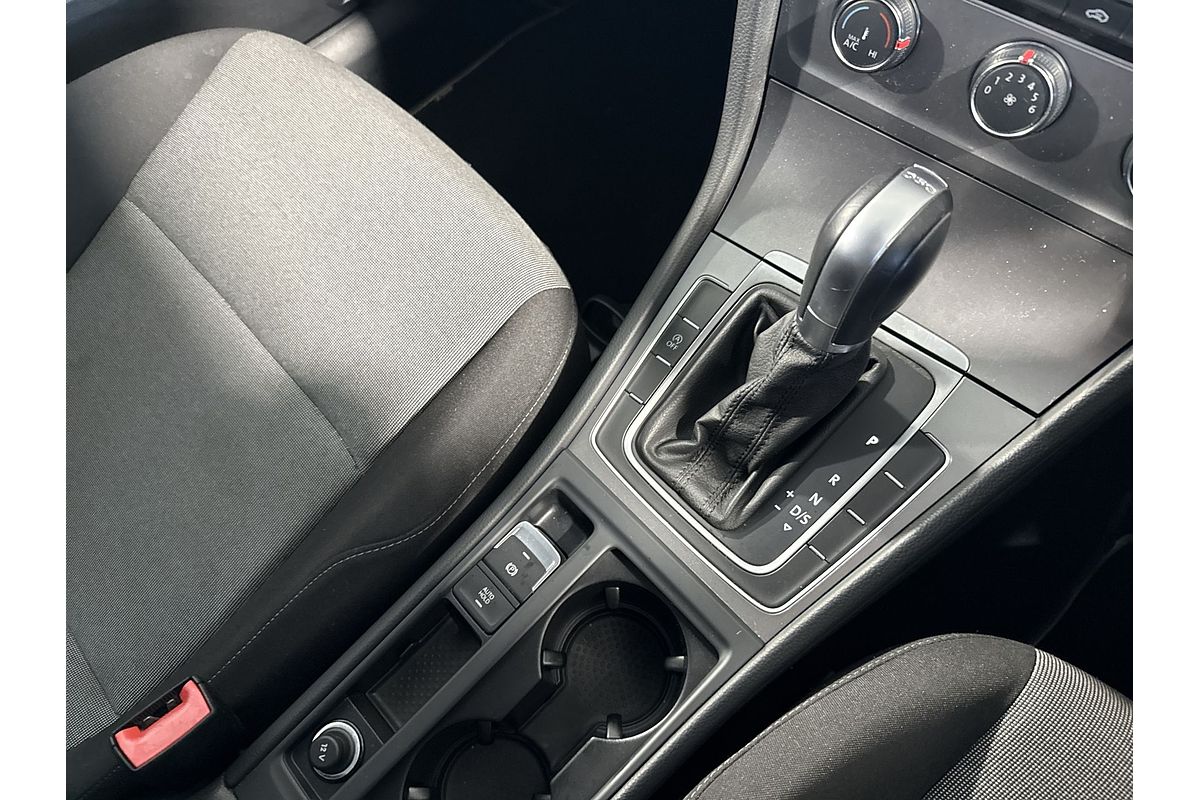 2015 Volkswagen Golf 90TSI 7
