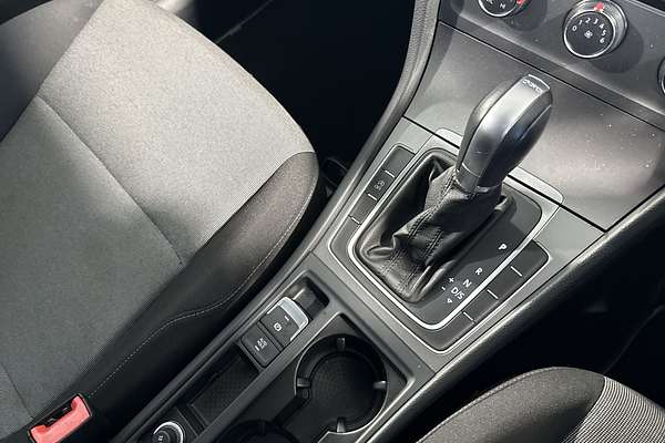 2015 Volkswagen Golf 90TSI 7