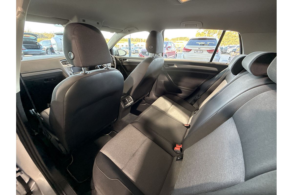 2015 Volkswagen Golf 90TSI 7