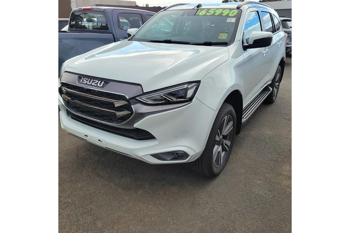2023 Isuzu MU-X LS-T