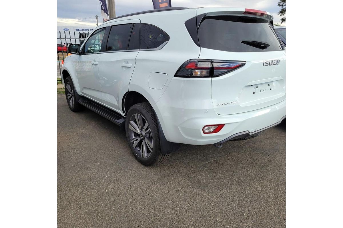 2023 Isuzu MU-X LS-T