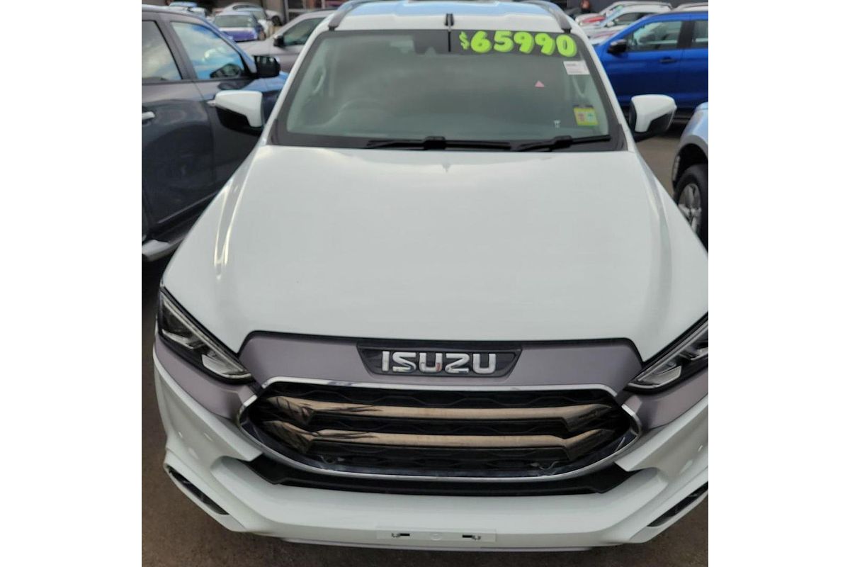 2023 Isuzu MU-X LS-T