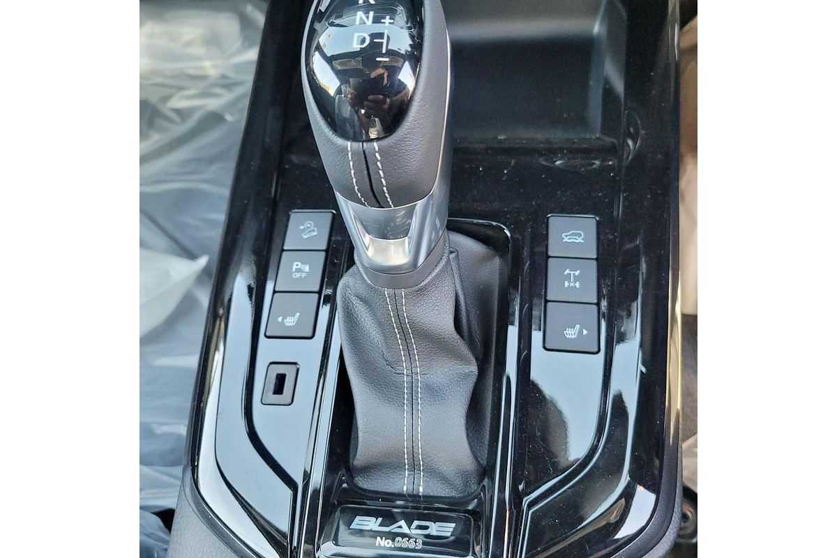 2024 Isuzu D-MAX BLADE 4X4