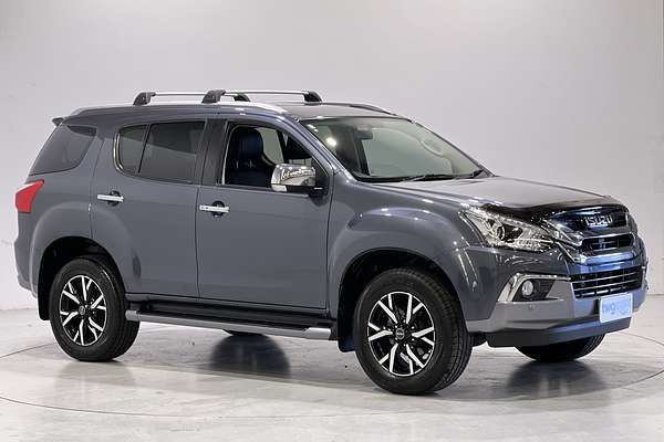 2021 Isuzu MU-X LS-T