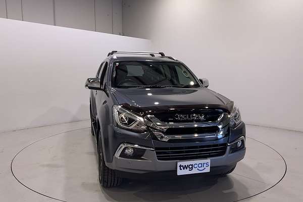 2021 Isuzu MU-X LS-T