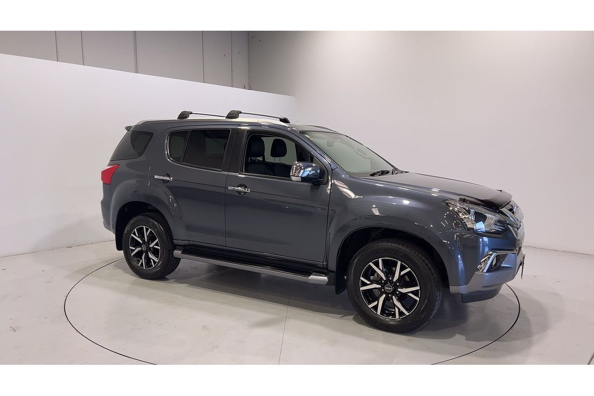 2021 Isuzu MU-X LS-T