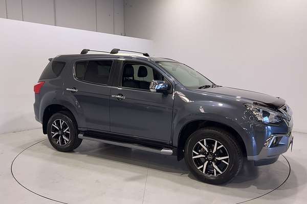 2021 Isuzu MU-X LS-T