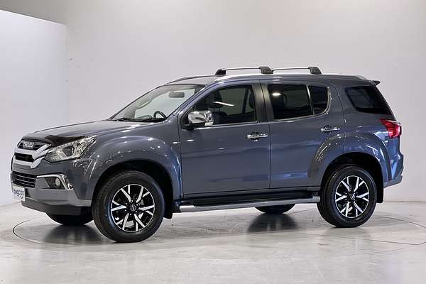 2021 Isuzu MU-X LS-T