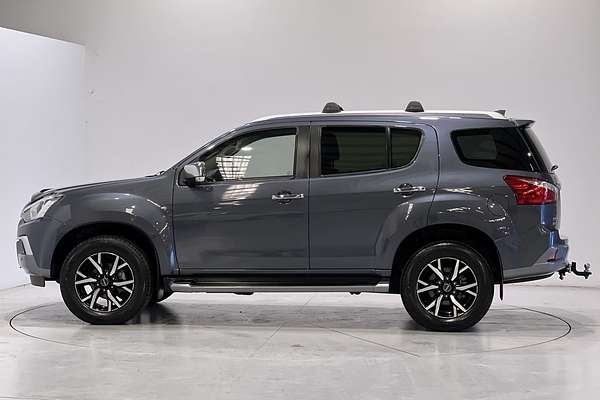 2021 Isuzu MU-X LS-T