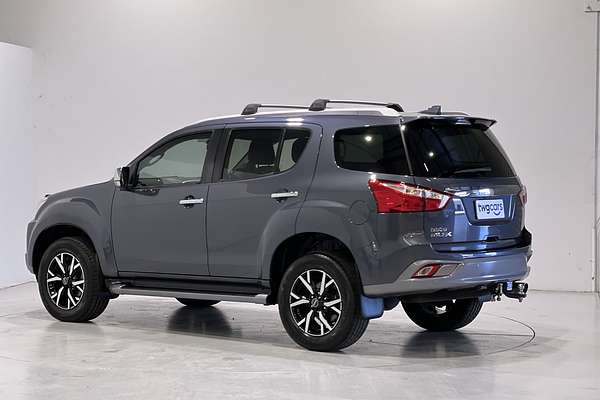 2021 Isuzu MU-X LS-T