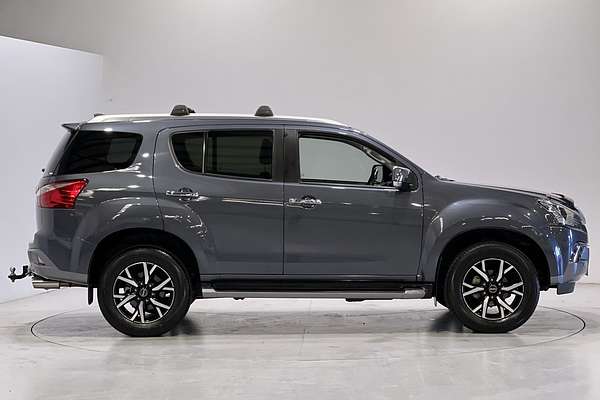 2021 Isuzu MU-X LS-T