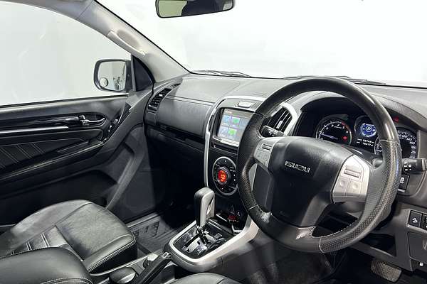 2021 Isuzu MU-X LS-T
