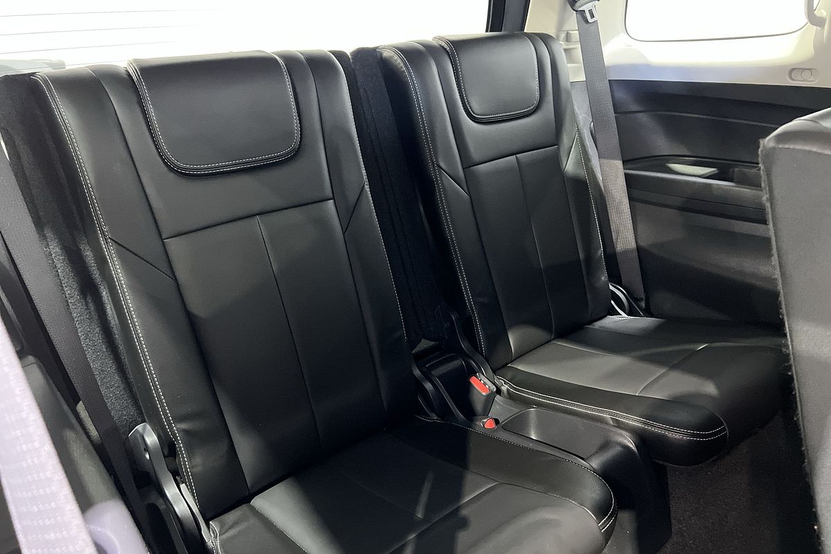 2021 Isuzu MU-X LS-T