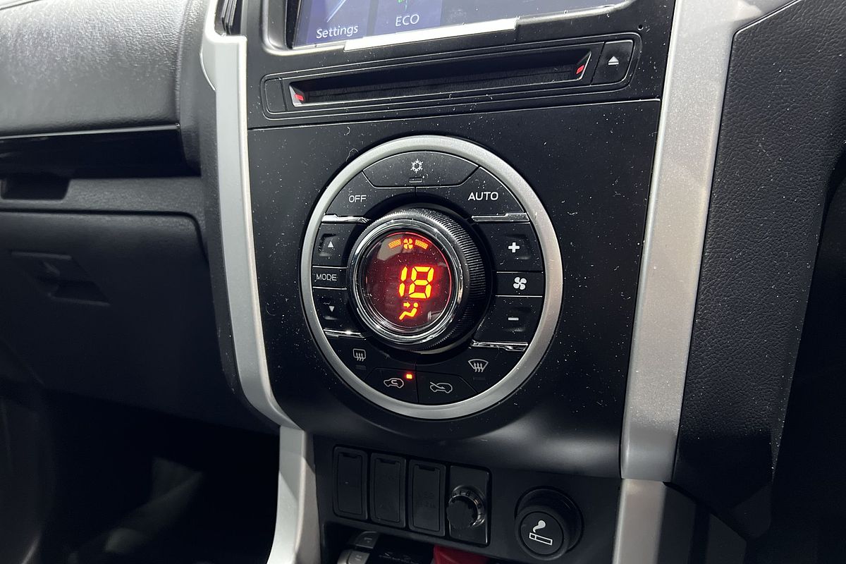 2021 Isuzu MU-X LS-T