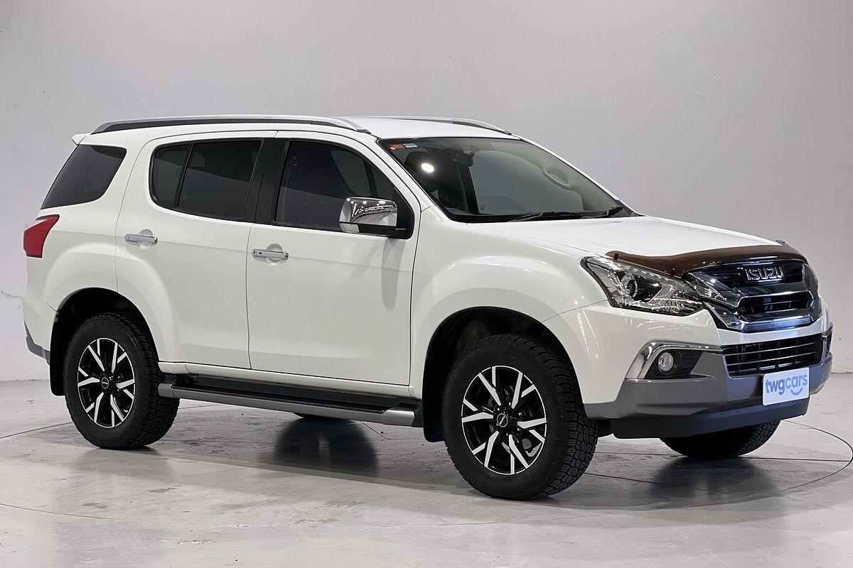 2021 Isuzu MU-X LS-T