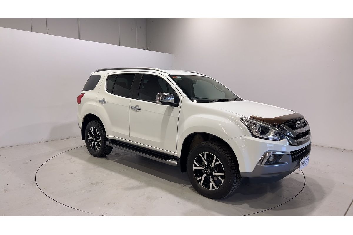 2021 Isuzu MU-X LS-T