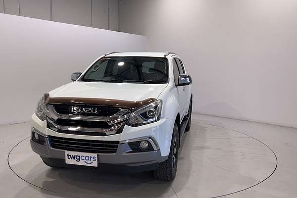 2021 Isuzu MU-X LS-T
