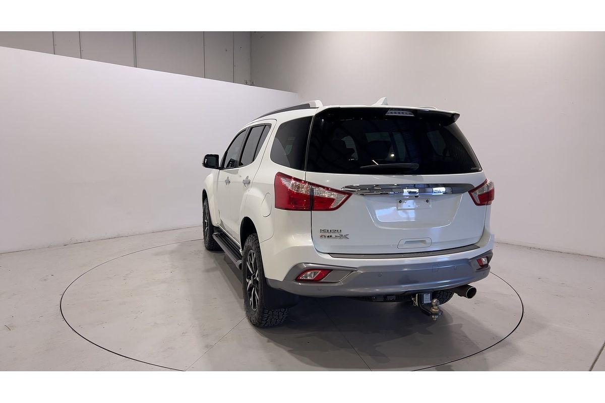 2021 Isuzu MU-X LS-T