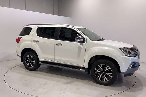 2021 Isuzu MU-X LS-T