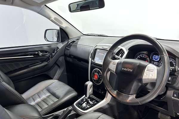 2021 Isuzu MU-X LS-T