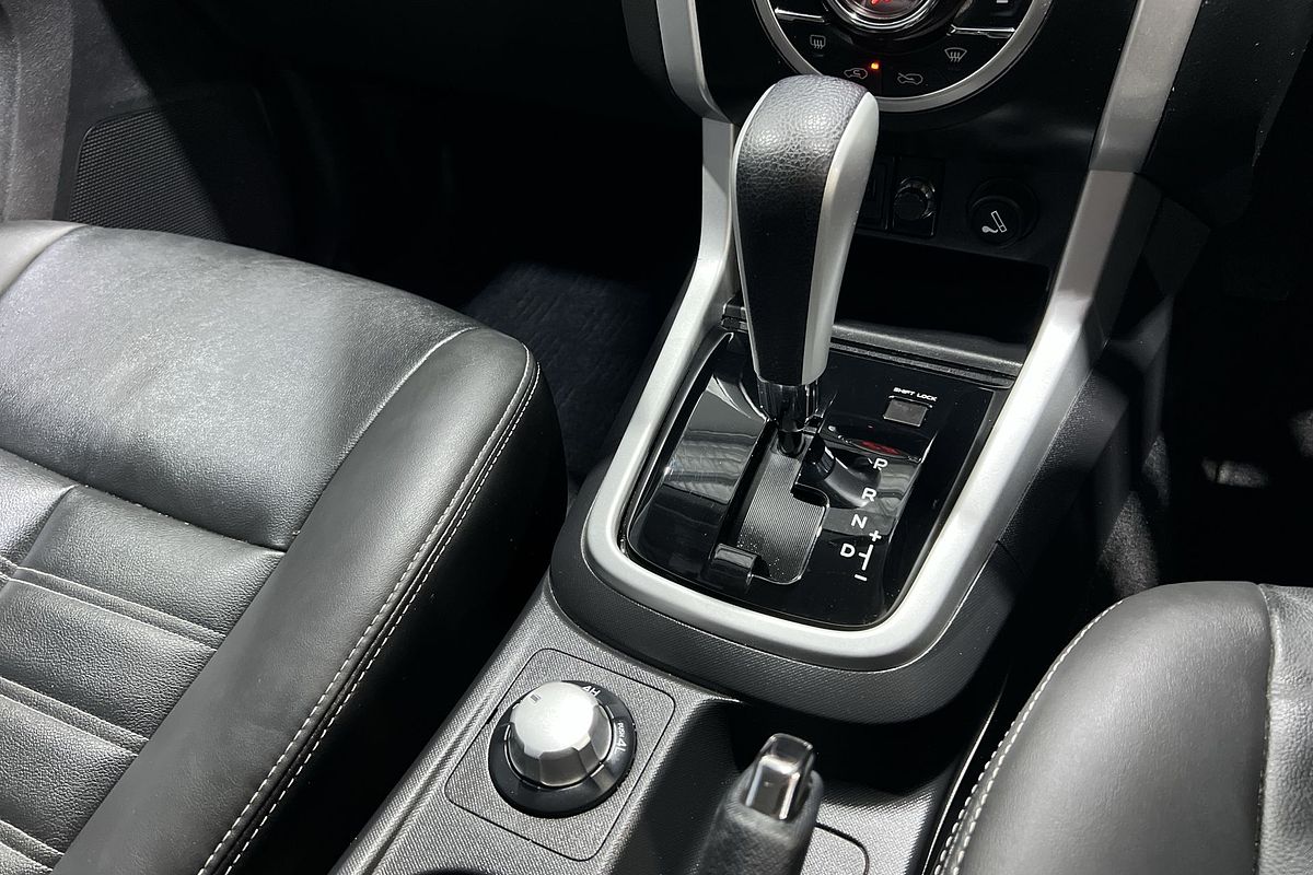 2021 Isuzu MU-X LS-T