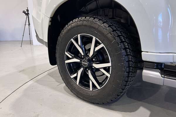 2021 Isuzu MU-X LS-T