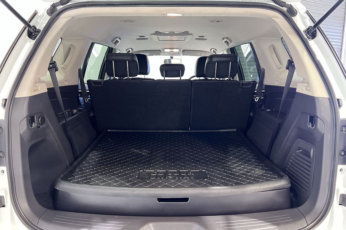2021 Isuzu MU-X LS-T