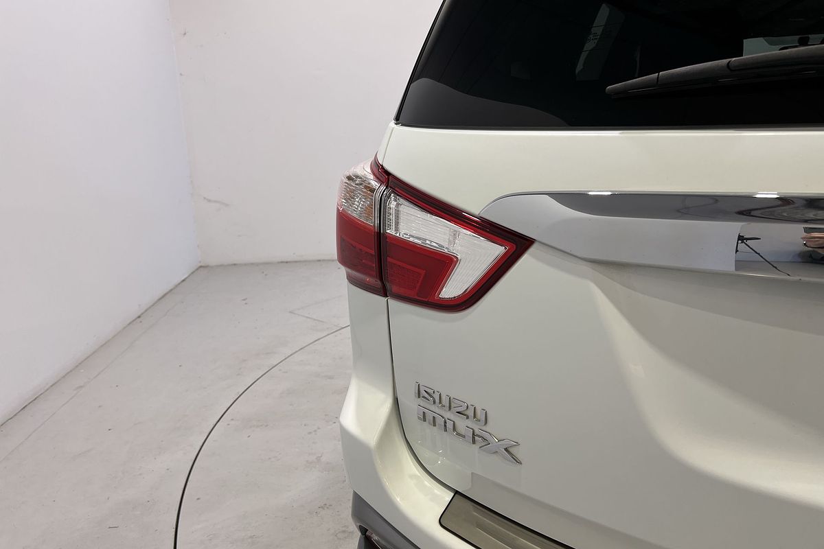 2021 Isuzu MU-X LS-T