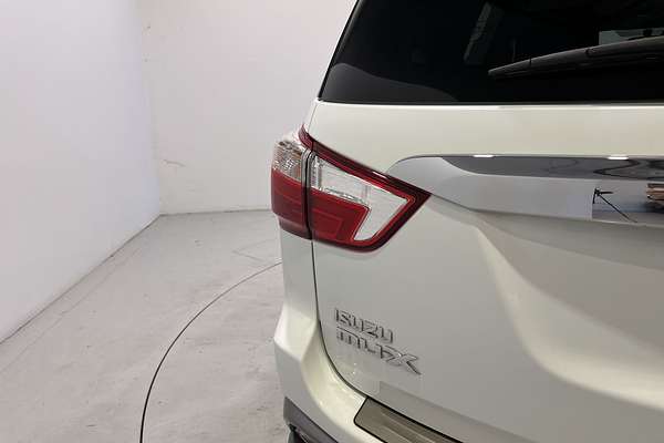 2021 Isuzu MU-X LS-T