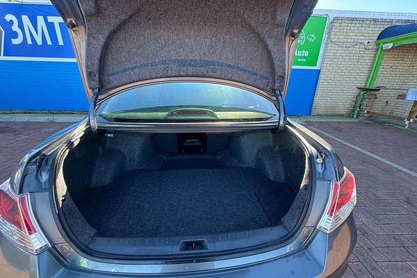 2009 Honda Accord V6 Luxury 8th Gen