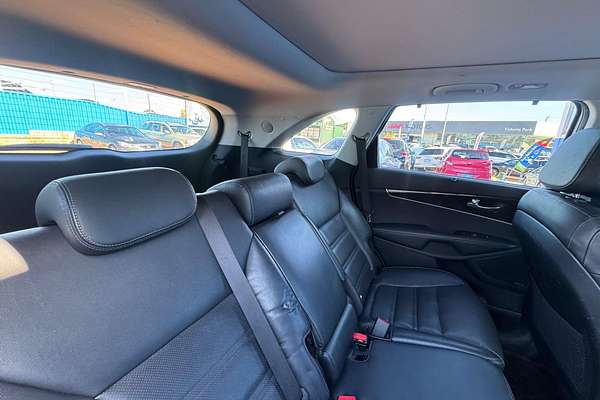2017 Kia Sorento Platinum UM