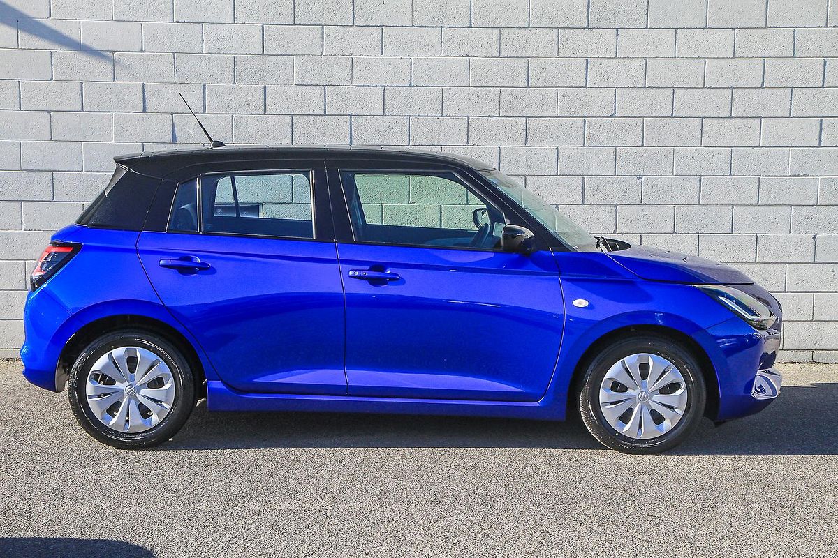 2025 Suzuki Swift Hybrid UZ
