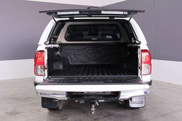 2020 Toyota Hilux SR5 GUN126R 4X4