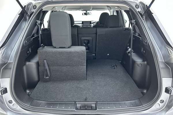 2023 Mitsubishi Outlander ES ZM