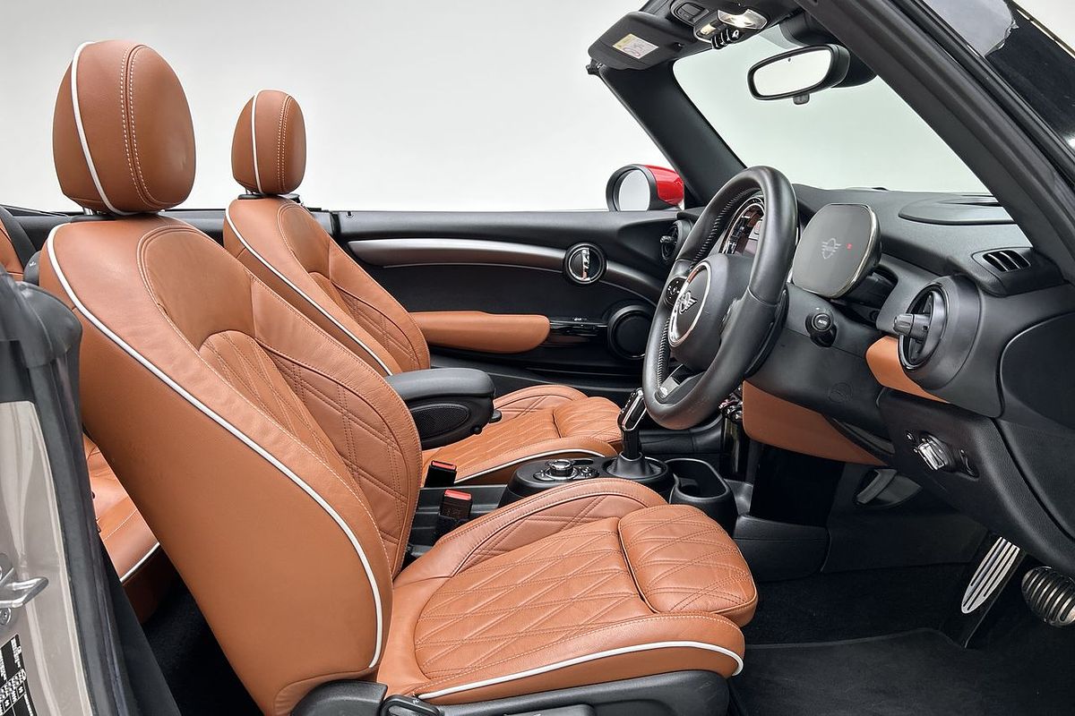 2021 MINI Convertible John Cooper Works Classic F57 LCI-2