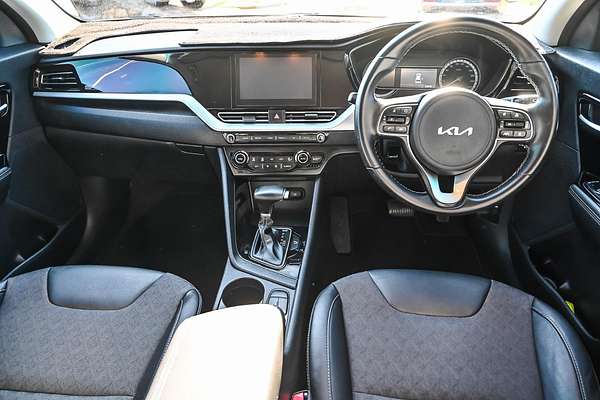 2021 Kia Niro Hybrid S DE