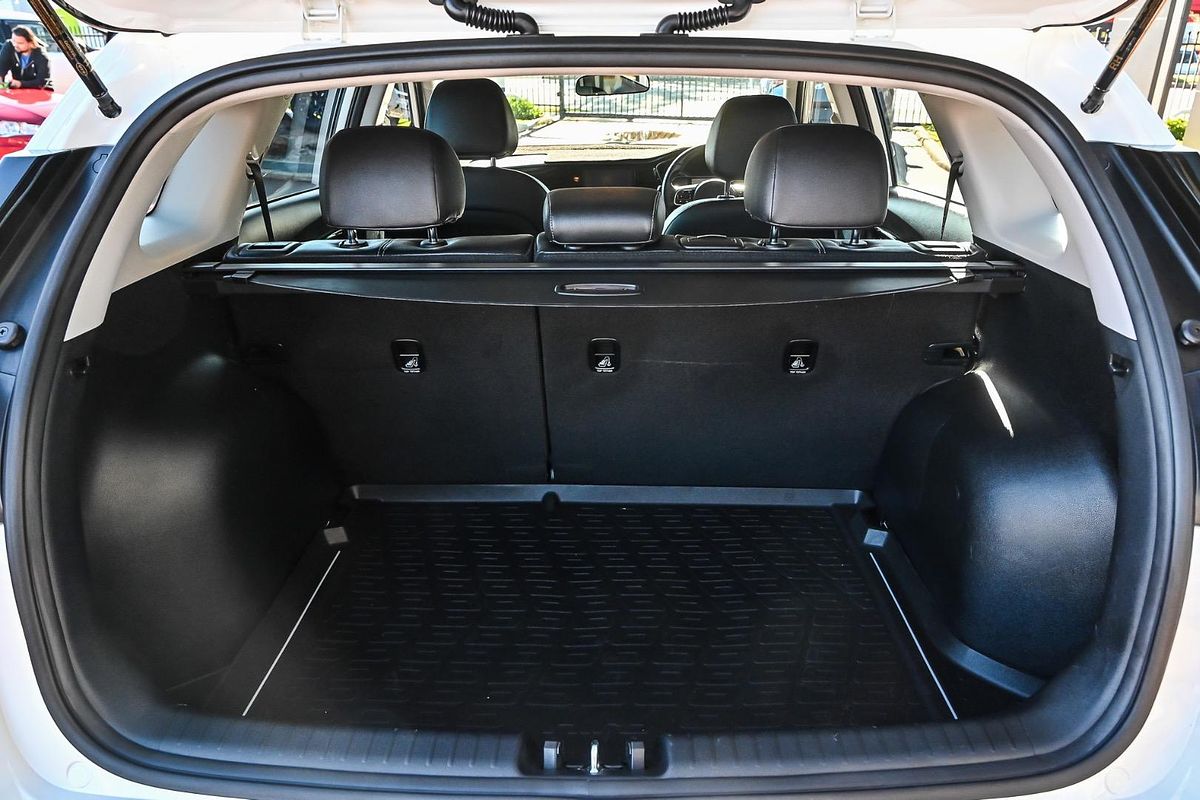 2021 Kia Niro Hybrid S DE