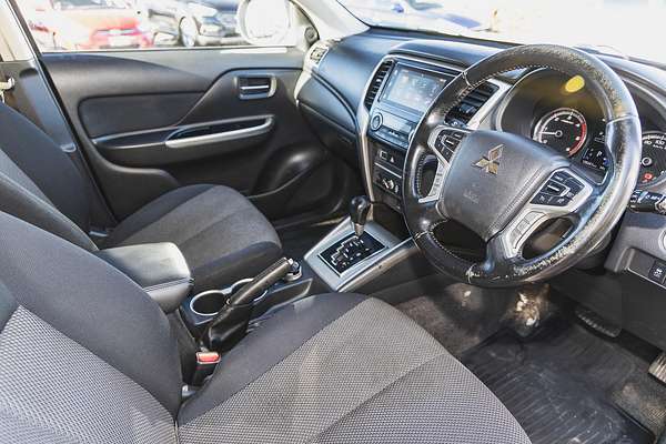 2022 Mitsubishi Triton GLX MR Rear Wheel Drive