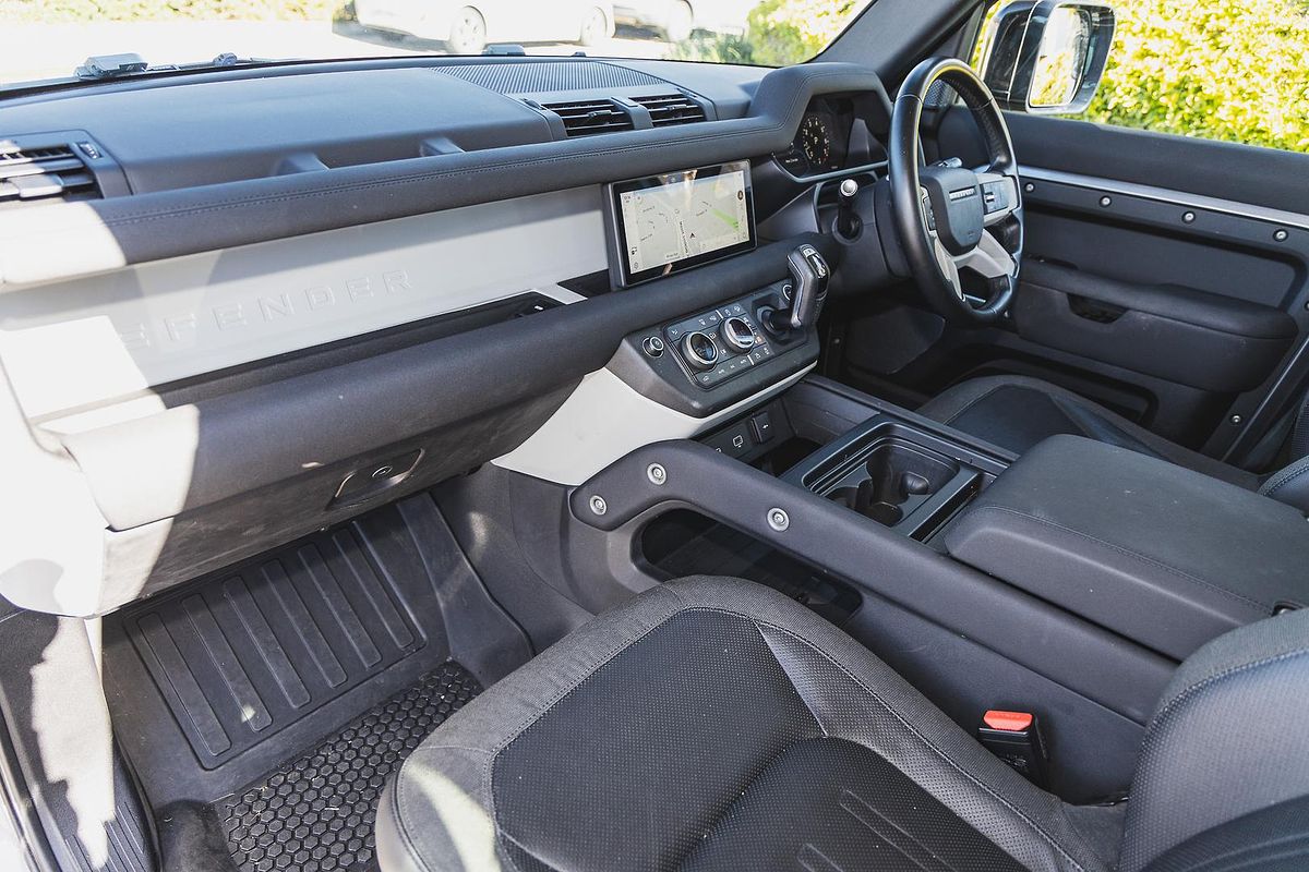 2021 Land Rover Defender 110 P300 S L663