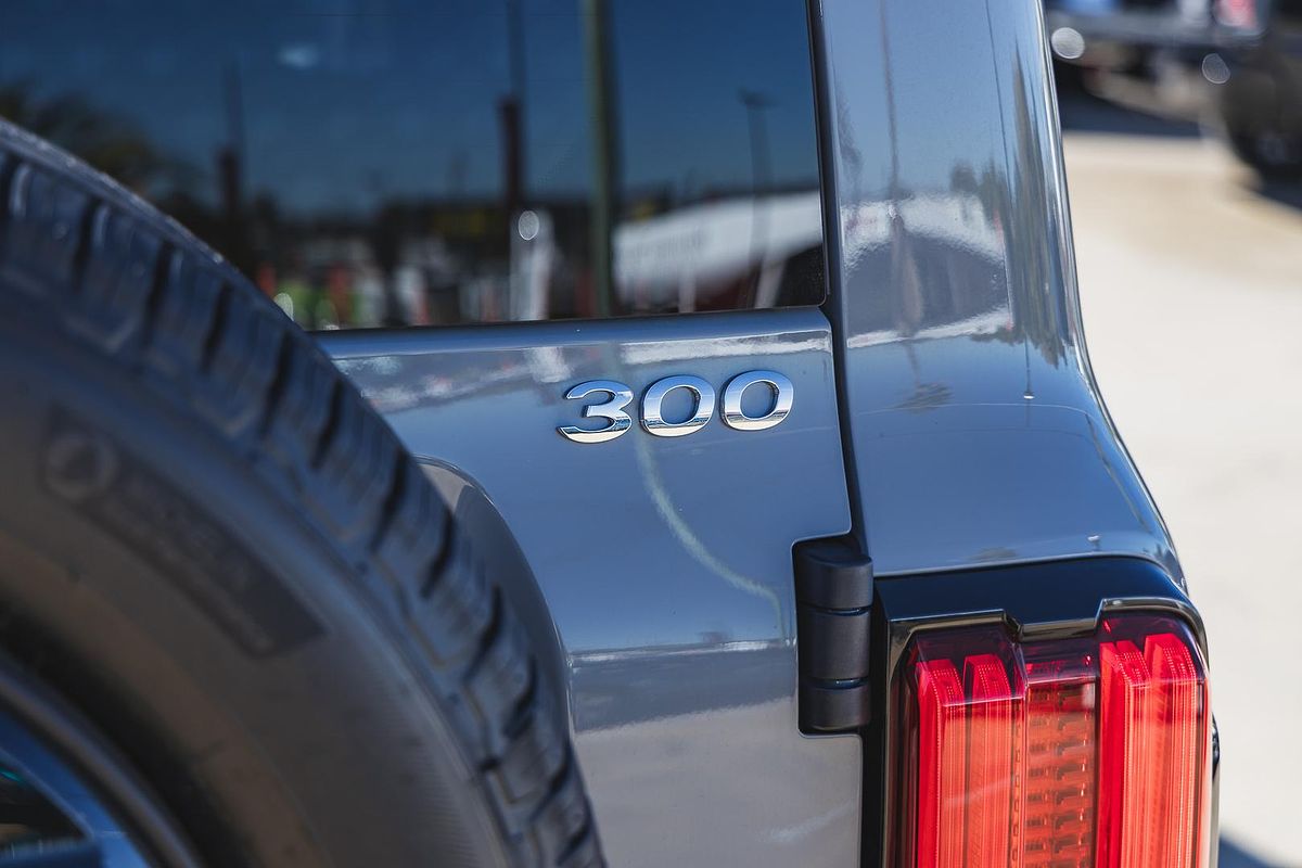 2025 GWM Tank 300 Ultra Hybrid P01