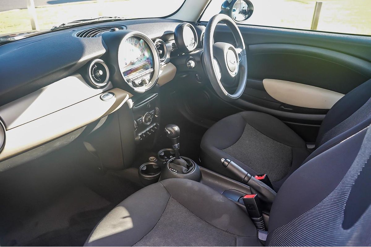 2012 MINI Hatch Ray R56 LCI