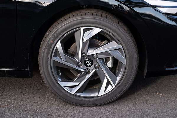 2024 Hyundai i30 Premium CN7.V2