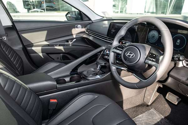 2024 Hyundai i30 Premium CN7.V2