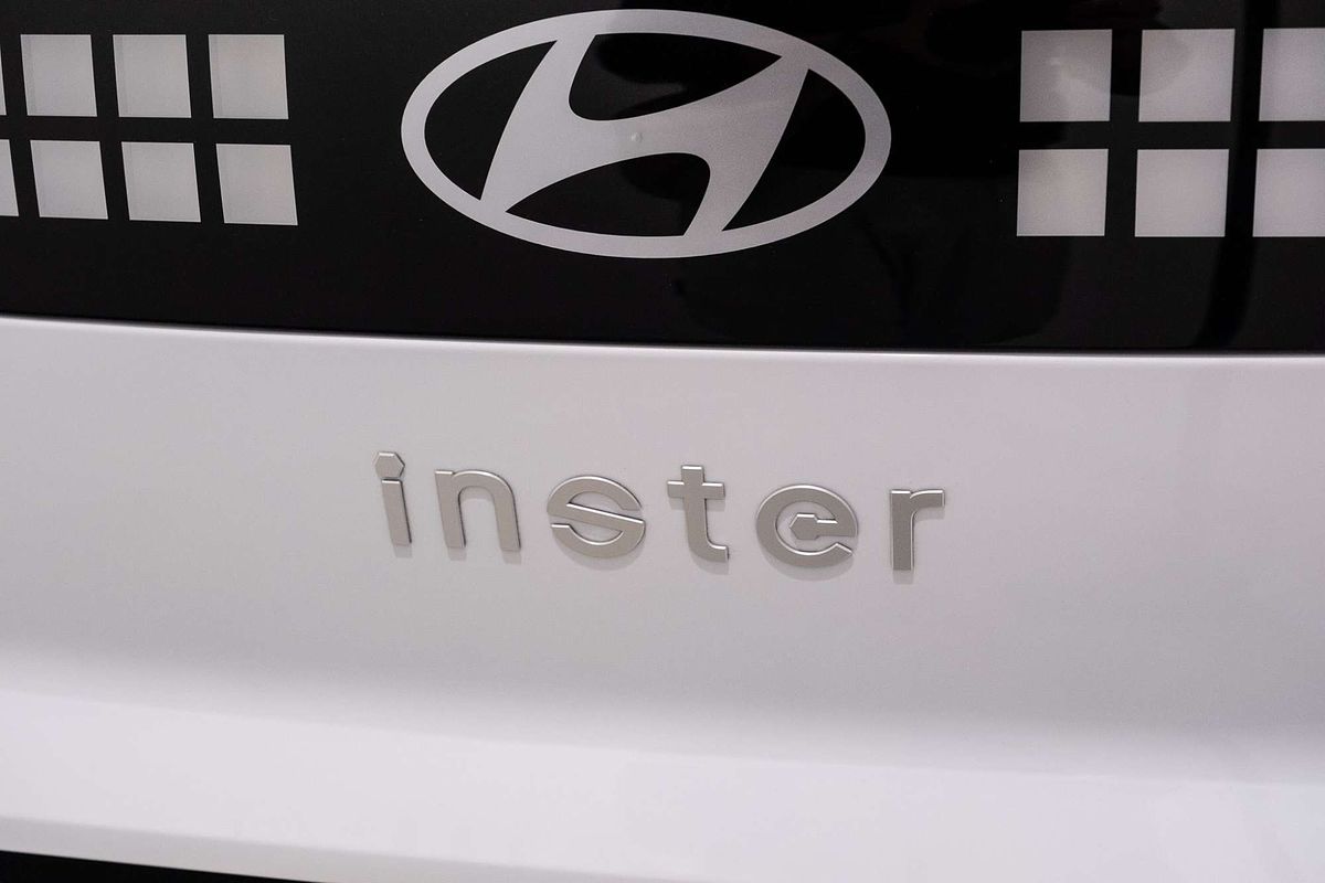 2025 Hyundai INSTER Cross AX.V1