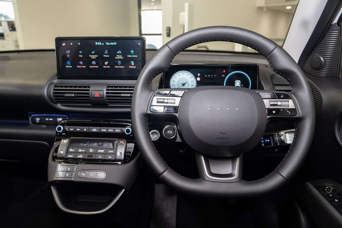 2025 Hyundai INSTER Cross AX.V1