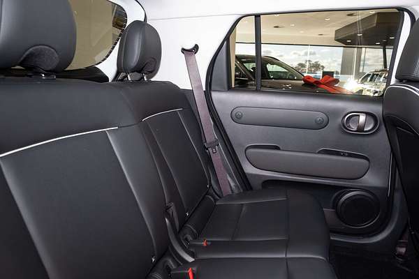 2025 Hyundai INSTER Cross AX.V1
