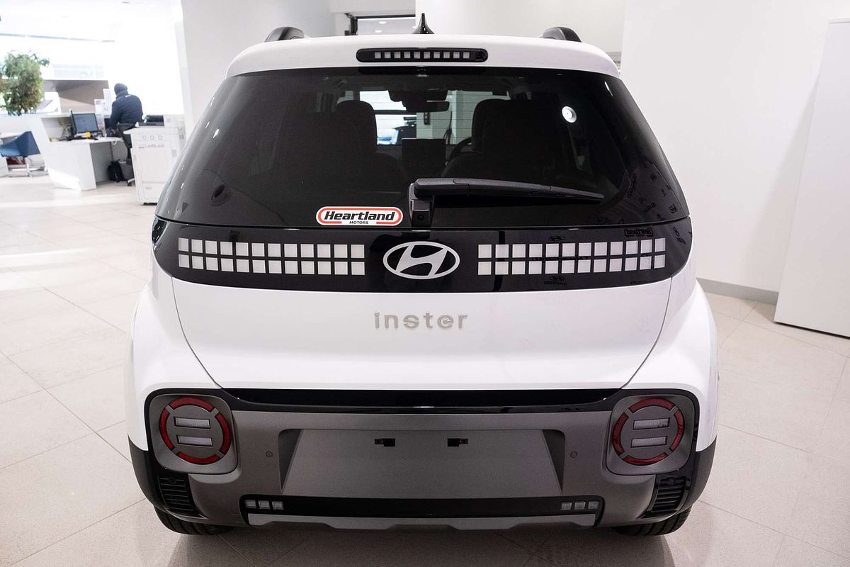 2025 Hyundai INSTER Cross AX.V1