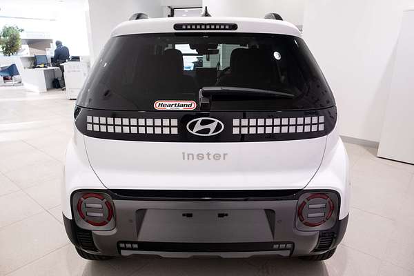 2025 Hyundai INSTER Cross AX.V1