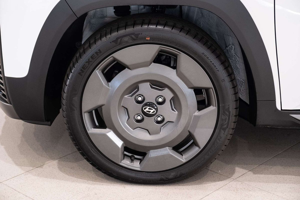 2025 Hyundai INSTER Cross AX.V1